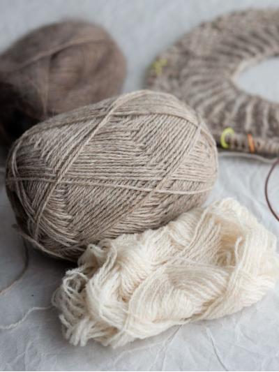 Ruke knit Semi-Wool yarn - Light beige (melange) (72), 100g