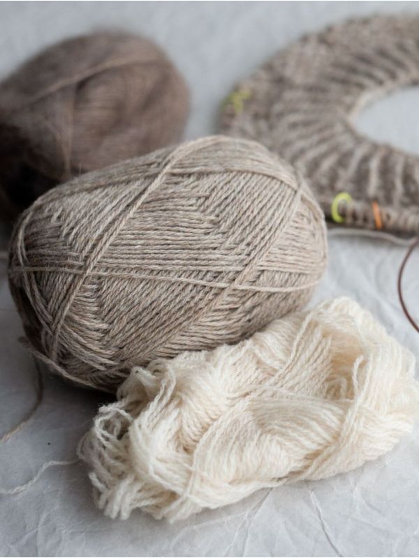 Ruke knit Semi-Wool yarn - Light beige (melange) (72), 100g