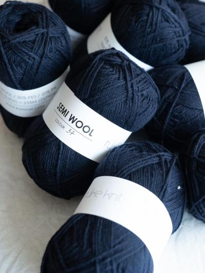 Ruke knit Semi-Wool yarn - Deep blue (37), 100g