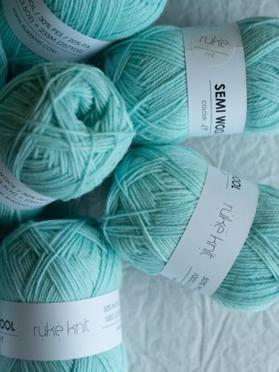 Ruke knit Semi-Wool yarn - Ice mint (19), 100g