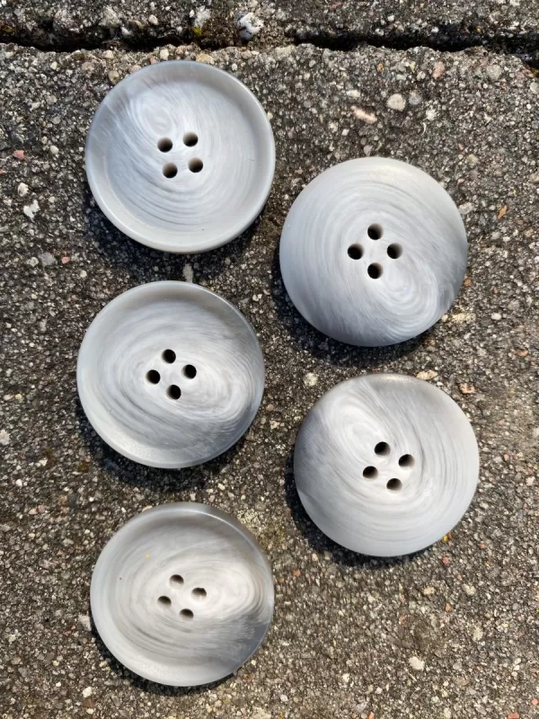 Ruke Bioresin buttons, light grey