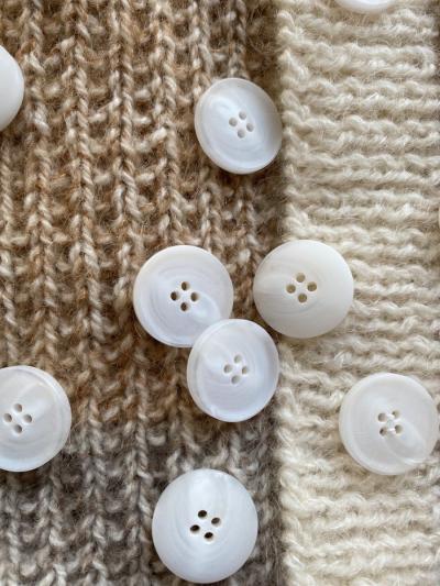 Ruke Bioresin buttons, white, 23 mm