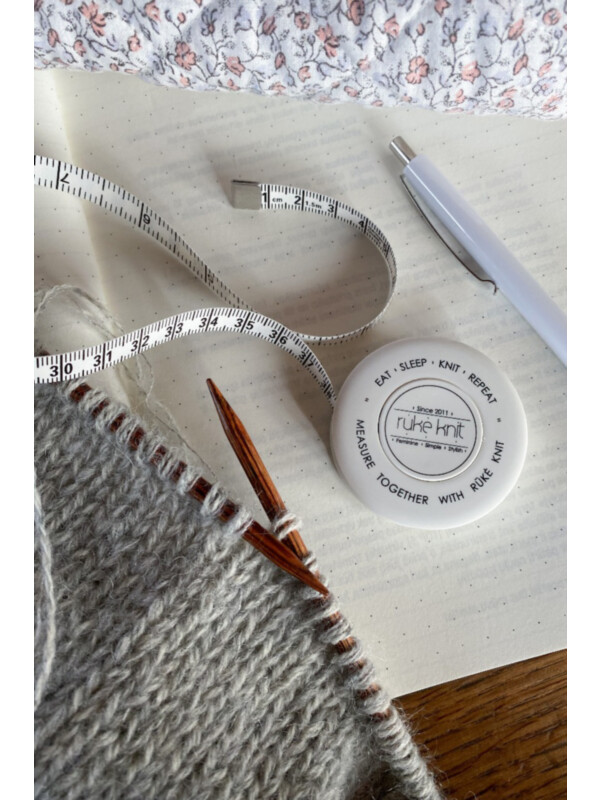 Tape measuring ruler by ruke knit 